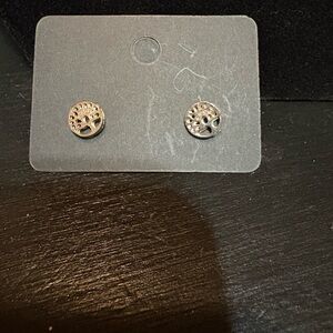 🎈🎈7/15🎈🎈Tree of Life Silver Stud Earrings